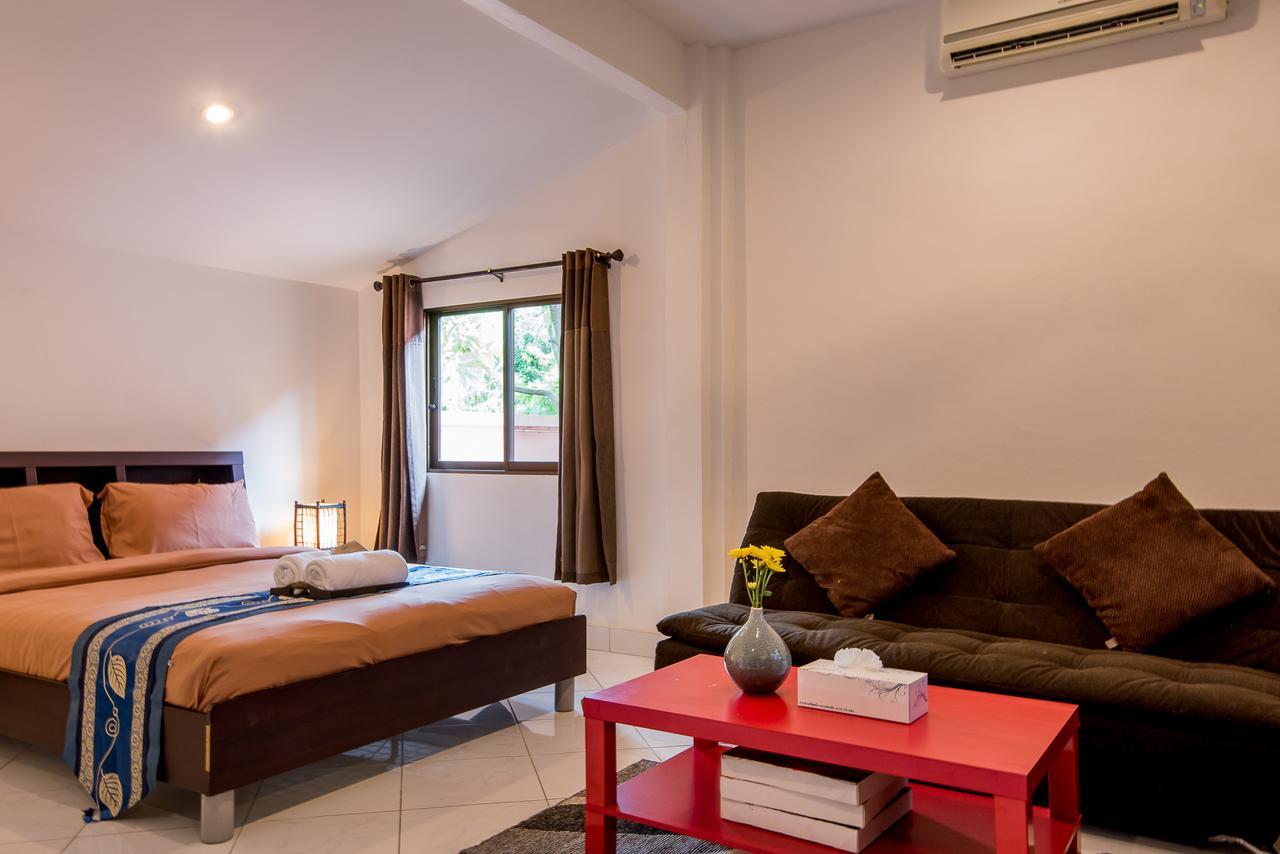 Tananza Resort & Homestay Phuket Nai Harn Экстерьер фото